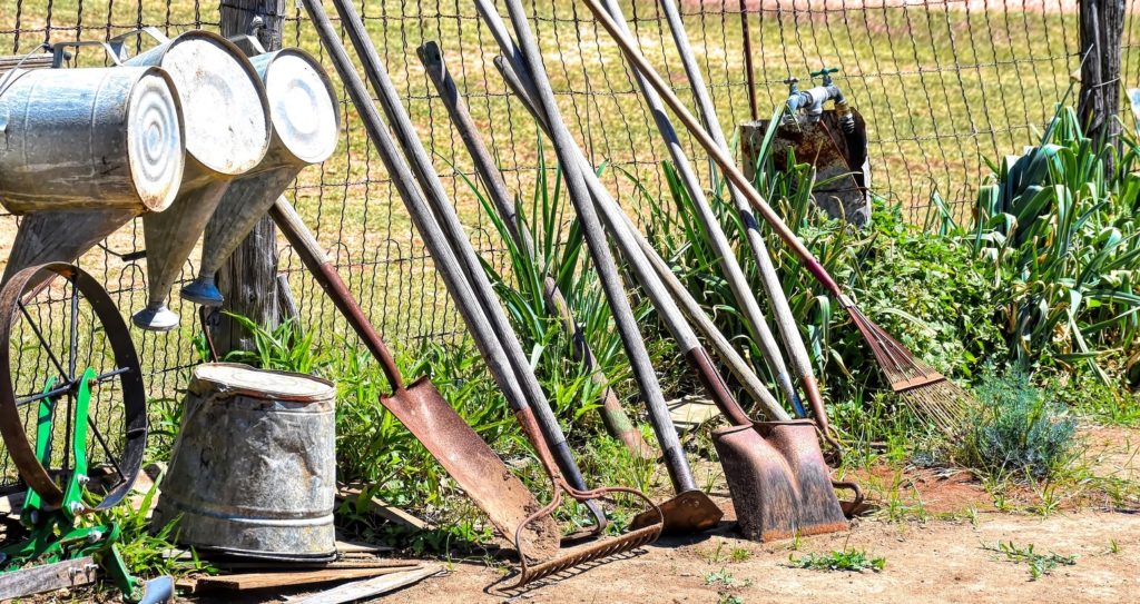 Nettoyer et entretenir vos outils de jardin - Outillage de jardin